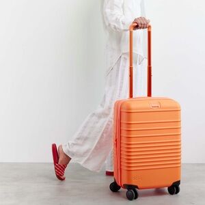 BÉIS The Carry-On Roller in Creamsicle
